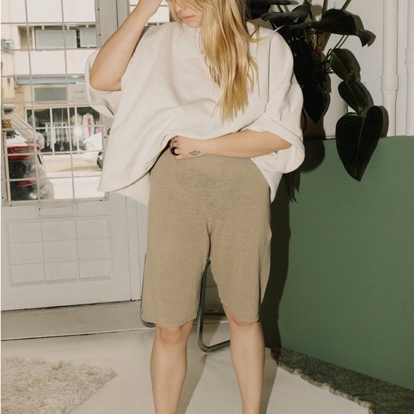 Monica Cordero Knit Linen Bermuda Short - Picture 1 of 5